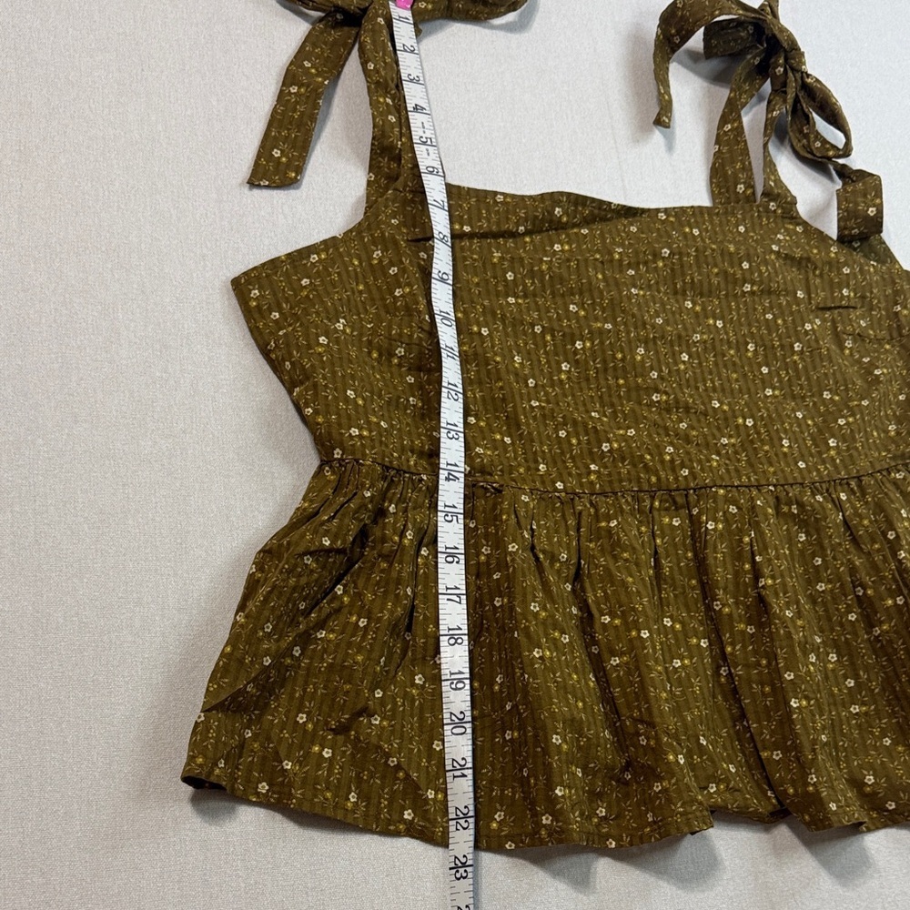 Madewell Olive Smocked Top - Picture 4 of 7